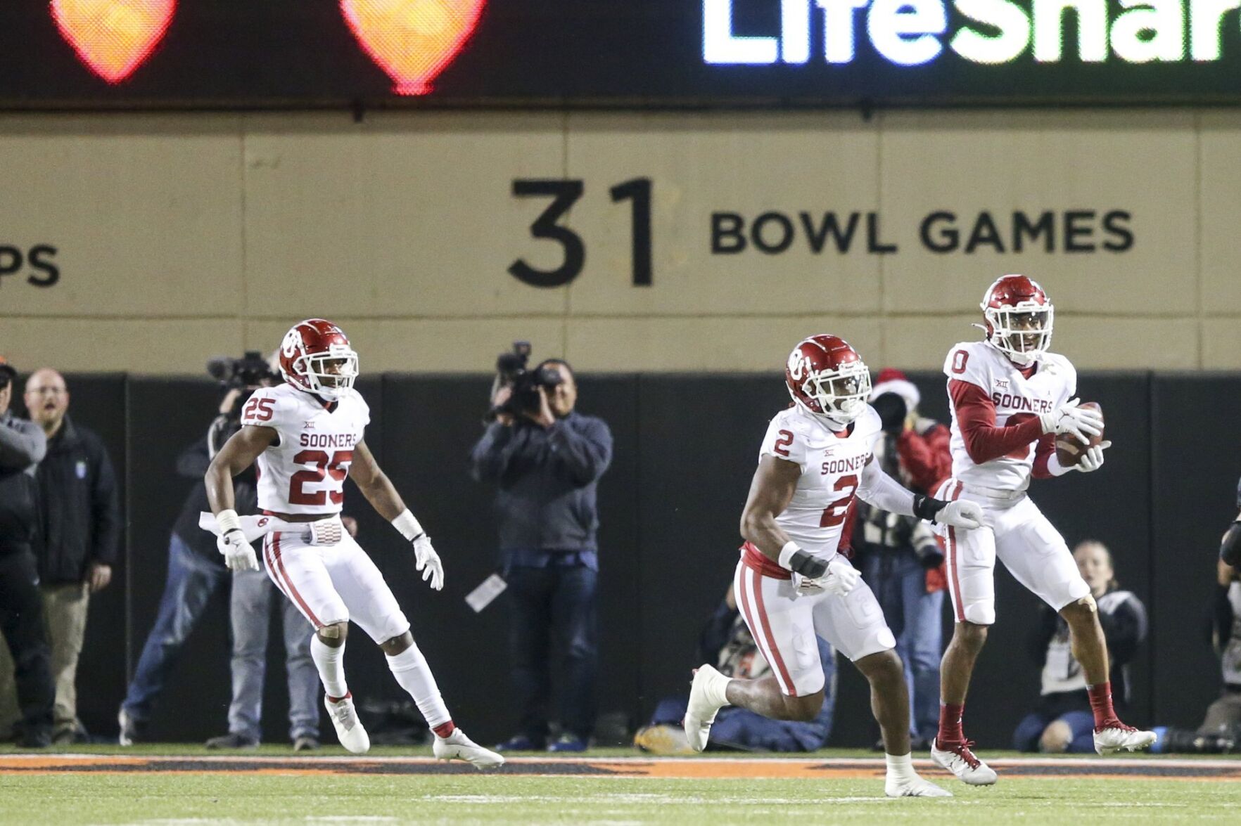 Nov. 27: OU 33, Oklahoma State 37